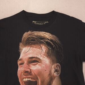 Mitchell & Ness Graphic Crew Neck Short Sleeve Shirt Mens Size Medium M Black